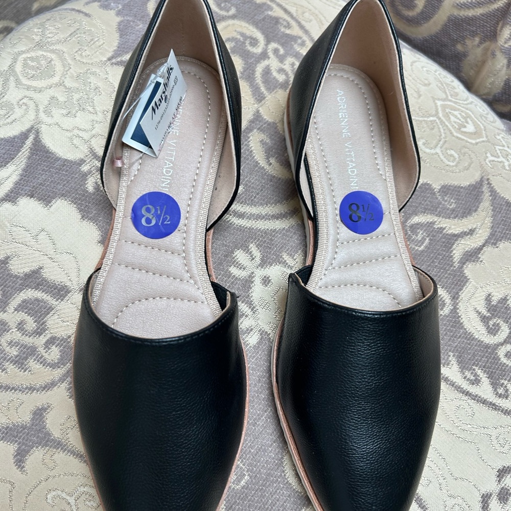 Adrienne Vittadini Black Leather Flats shoes Brand New 8.5 sz for all occasions - Picture 3 of 11